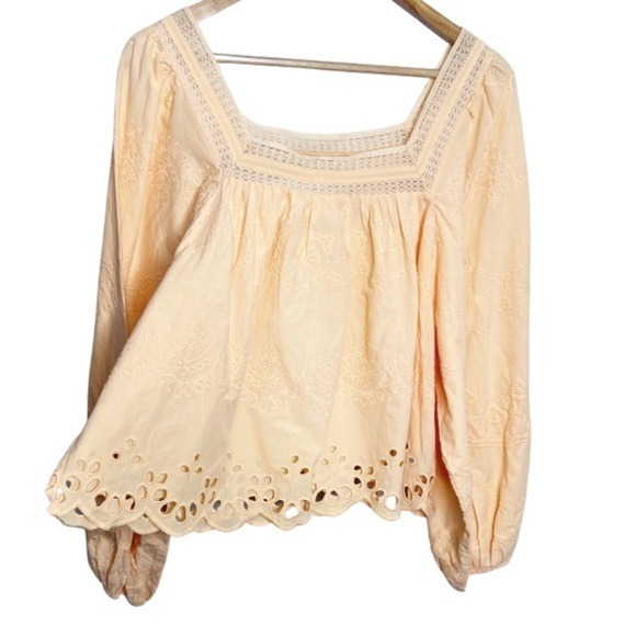 NWT Universal Thread Peach Eyelet Square Neck Long Sleeve Crop Blouse Women - Picture 7 of 16